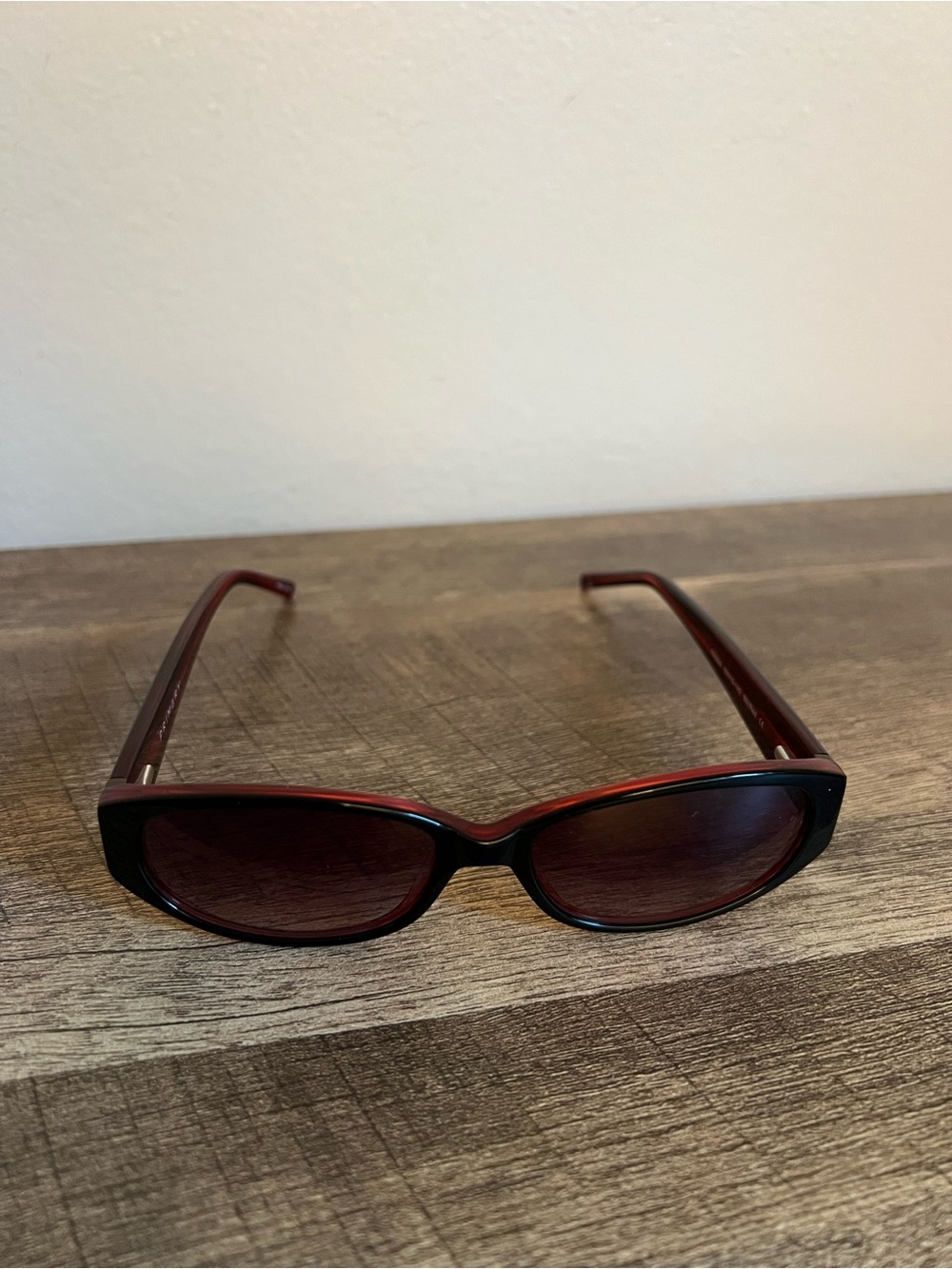 PRIMARY SUNGLASSES PRS 04 BLACK/RED